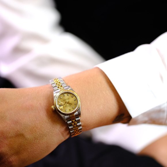 Rolex Datejust Factory Diamond Dial Box & Papers - Picture 5 of 14